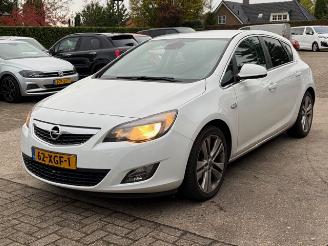 Schadeauto Opel Astra 1.4 TURBO EDITION ( inruil verkregen ) 2012/5