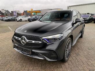 Voiture accidenté Mercedes GLC 220d 4Matic AMG Line *PANO - AHK - 360 KAM* 2024/11