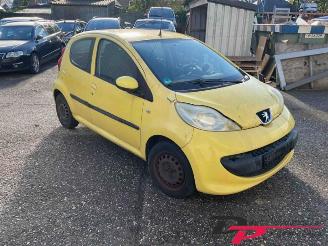 rozbiórka samochody osobowe Peugeot 107 107, Hatchback, 2005 / 2014 1.0 12V 2008/1