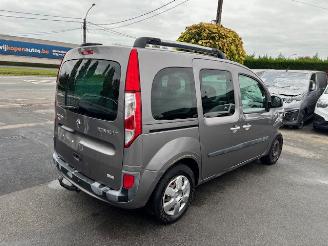 Schadeauto Renault Kangoo 5 pers 2016/7