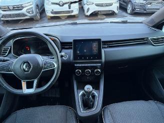 Renault Clio  picture 7