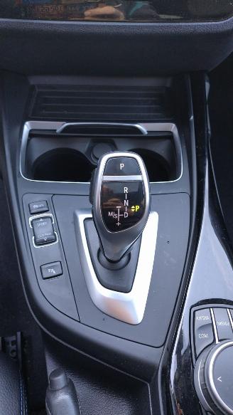 BMW 1-serie 120i m-sport high executive edition mooi auto!! picture 10