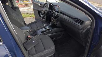 Ford Kuga 2.5 phev st-line mooie auto!! picture 8