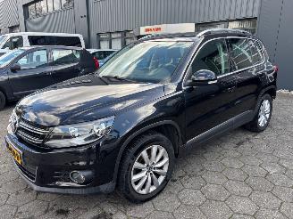 uszkodzony samochody osobowe Volkswagen Tiguan Tiguan 1.4 TSI 2012/4