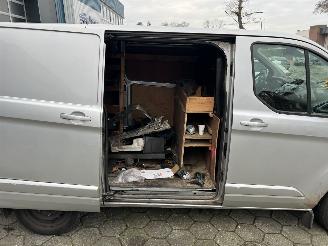 Ford Transit Custom CUSTOM 270 2.2 TDCI picture 21