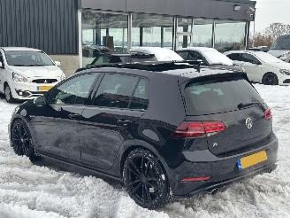 Avarii autoturisme Volkswagen Golf 2.0TSI 410pk Black Edition 2017/12