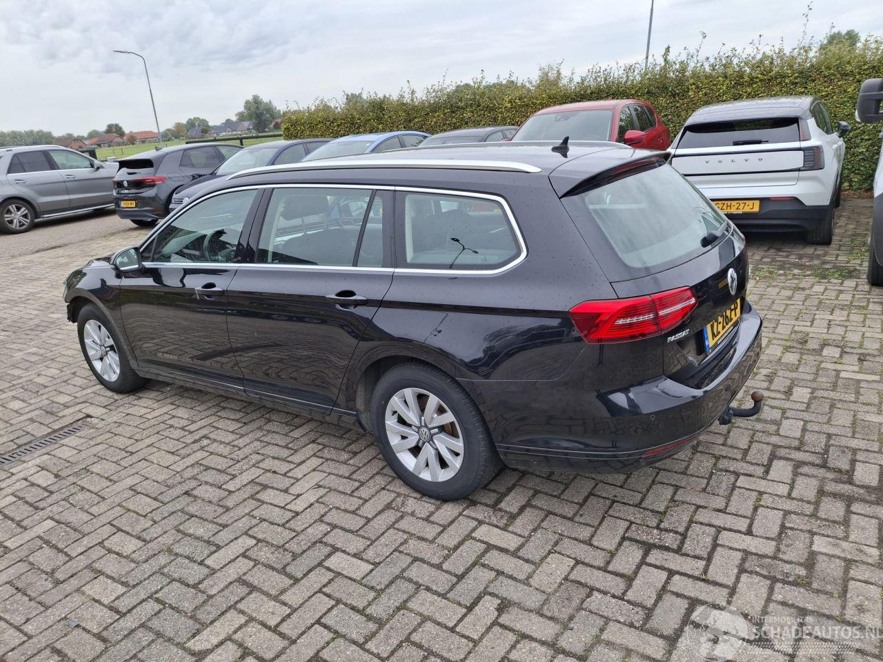 Volkswagen Passat 1.4 tsi  110kw  automaat navi clima