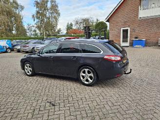 Vaurioauto  passenger cars Peugeot 508 1.6 hdi   82kw automaat pano 2012/2