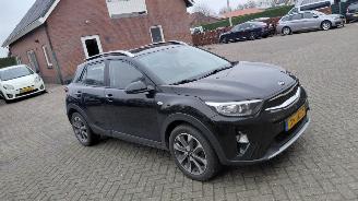 skadebil auto Kia Stonic 1.0i  dynamic line   navi 2019/2