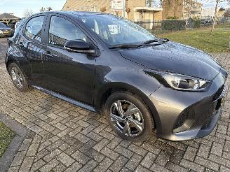 škoda osobní automobily Mazda 2 1.5 EXCLUSIVE-LINE AUTOMAAT HYBRID BOUWJAAR 2024 12750 EURO 2024/10