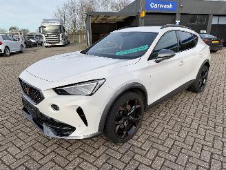 Vaurioauto  passenger cars Cupra Formentor 2.0 -180 Kw Automaat VZ 2024/8
