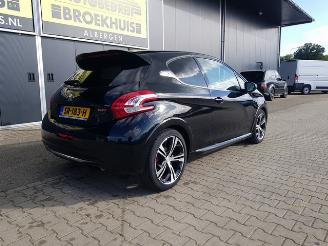 Peugeot 208 1.6 THP GTi picture 7