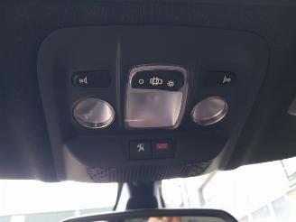 Peugeot 208 1.6 THP GTi picture 37