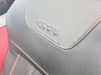 Peugeot 208 1.6 THP GTi picture 32