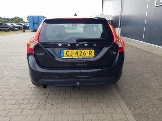 Volvo V-60 1.6 D2 Momentum picture 5