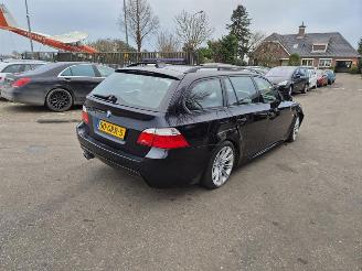 damaged passenger cars BMW 5-serie Touring 530i 2008/8