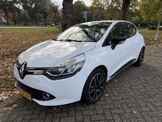 Voiture accidenté Renault Clio  2014/1