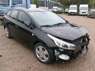Kia Ceed 1.6 CRDI Break Comfort picture 3