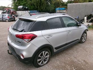 Hyundai I-20 1.0 Cross picture 4