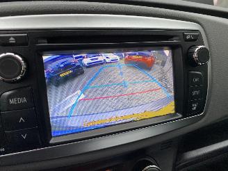 Toyota Yaris Aspiration 1.0 VVT-I5Drs Navi Clima Camera VASTE PRIJS. picture 36