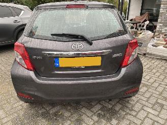 Toyota Yaris Aspiration 1.0 VVT-I5Drs Navi Clima Camera VASTE PRIJS. picture 10