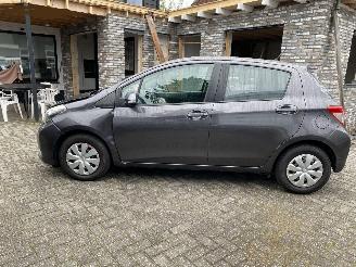 Toyota Yaris Aspiration 1.0 VVT-I5Drs Navi Clima Camera VASTE PRIJS. picture 26