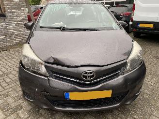 Toyota Yaris Aspiration 1.0 VVT-I5Drs Navi Clima Camera VASTE PRIJS. picture 5