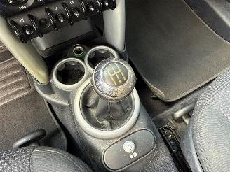 Mini Mini 1.6 16V Cooper Hatchback  Benzine 1.598cc 85kW (116pk) FWD picture 14