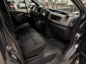 Renault Trafic 1.6 DCI Luxe airco picture 9