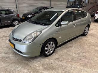 Toyota Prius 1.5 VVT-I Tech Edition picture 7