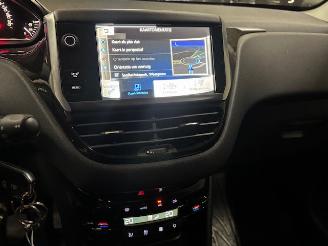 Peugeot 208 1.2 Allure Clima picture 9