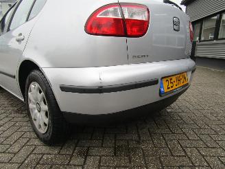 Seat Leon 1.6-16V Stella picture 17