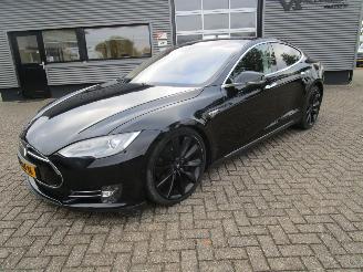 Schadeauto Tesla Model S 85 Base 2014/11