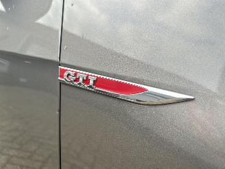 Volkswagen Golf GTI Performance 2.0 TSI picture 27