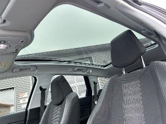 Peugeot 308 SW 1.2 PureTech Blue Lease Premium picture 23