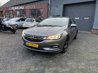 damaged passenger cars Opel Astra 1.4 Online Edition 2017/11