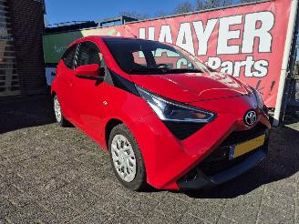 Auto incidentate Toyota Aygo 1.0 vvt-i x-play limited 2019/8