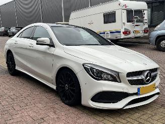 uszkodzony samochody osobowe Mercedes Cla-klasse 180 Ambition PANO AUTOMAAT 2017/2