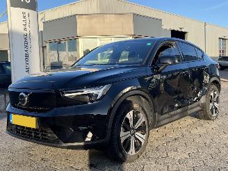 uszkodzony samochody osobowe Volvo C-40 Recharge Twin Intro Edition 78 kWh 2021/12