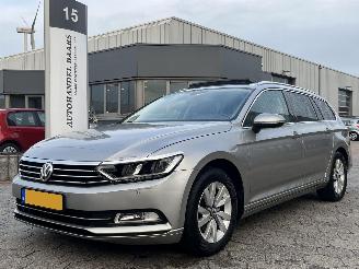Unfallwagen Volkswagen Passat Variant 1.6 TDI Business Edition AUTOMAAT 2015/11