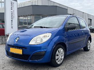 Schadeauto Renault Twingo 1.2 Authentique 2008/7
