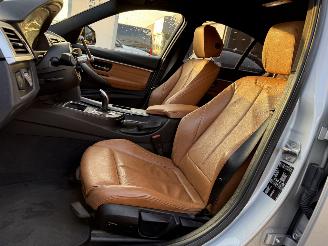 BMW 3-serie 320i High Executive picture 9