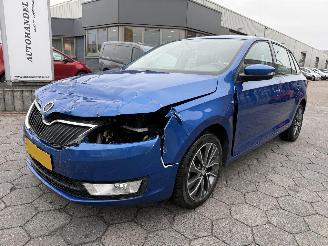 damaged passenger cars Skoda Rapid Spaceback 1.2 TSI Greentech Drive 2017/8