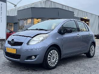 damaged passenger cars Toyota Yaris 1.3 VVTi Aspiration 2011/5