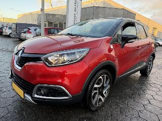 uszkodzony samochody osobowe Renault Captur 0.9 TCe Helly Hansen 2015/7