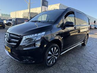 krockskadad bil bedrijf Mercedes Vito 114 CDI Lang Automaat 2023/7