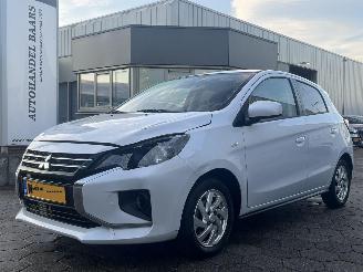 krockskadad bil auto Mitsubishi Space-star 1.2 Intense 2022/2