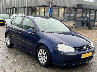 Volkswagen Golf 1.6 FSI Comfortline Business picture 3