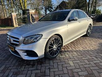 skadebil auto Mercedes E-klasse 200 Prestige Plus AMG widescreen 2016/1