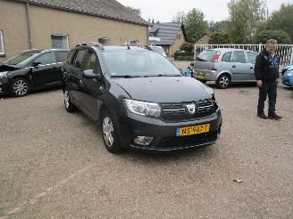 uszkodzony samochody osobowe Dacia Logan 0.9 TCe BI-Fuel au REST BPM 400 EURO !!!!!! 2017/4
